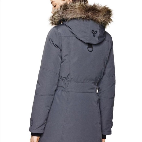 Aritzia TNA Bancroft Parka - Picture 5 of 5